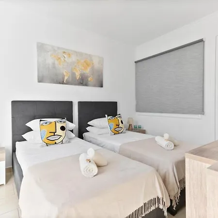Kasandra Luxury 2 Bedroom Townhouse Apartment Paphos